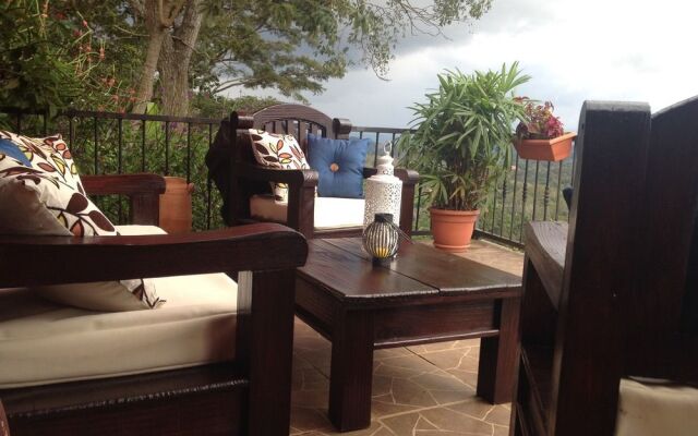 Hotel Villas de la Colina