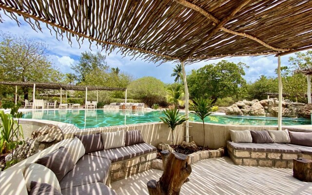 Rock and Sea Resort