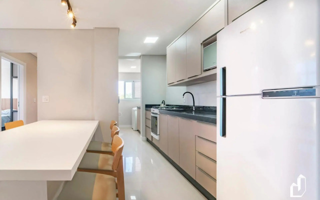 Apartamento com 02 dormitórios