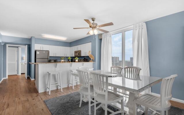 Pelican Beach Terrace 807