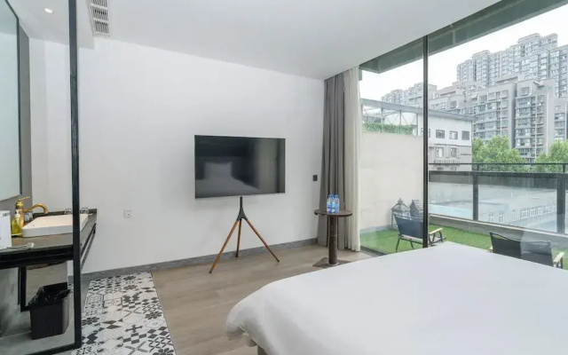 24H COLOR HOTEL  Minjie Road
