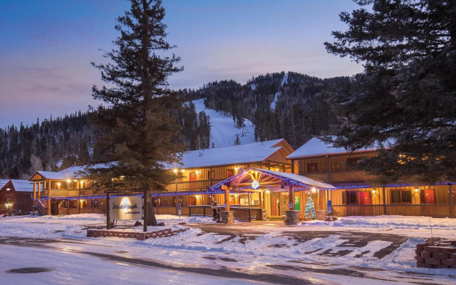 WorldMark Red River