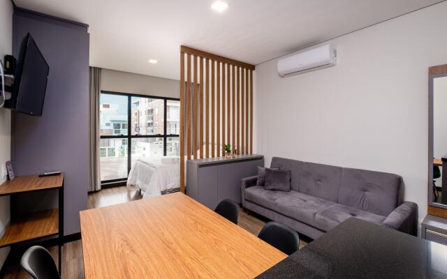 Studio c/ piscina no terraço 900m da praia STI102