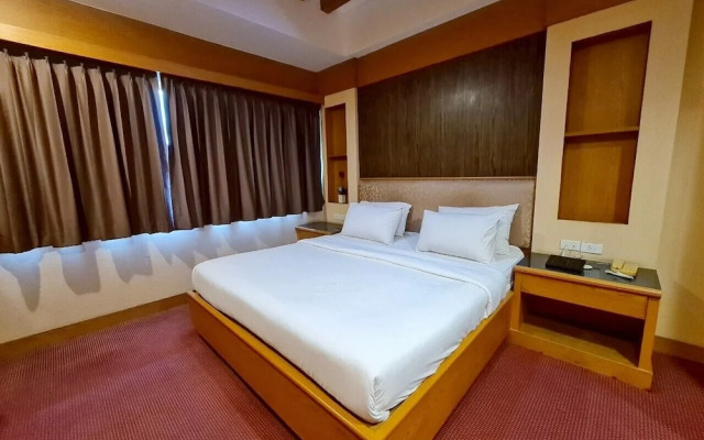 The Rich Hotel Rama 5