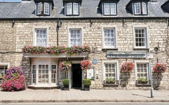 The Bear Hotel, Crickhowell