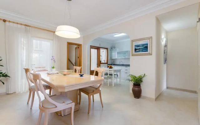 Charming Apartment in Can Picafort