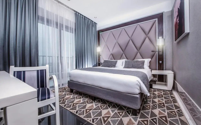 Krystal Palace Douala
