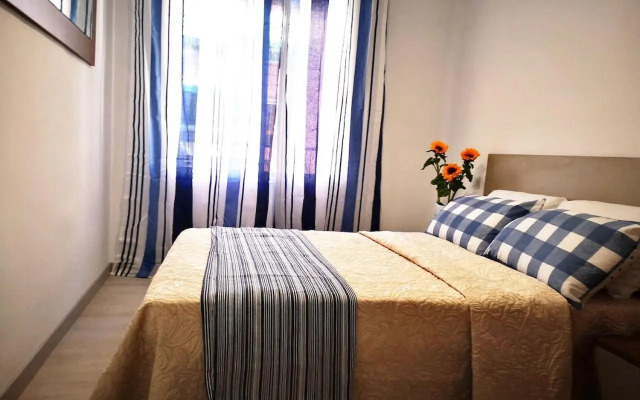 3 Bedroom 150 m from the beach