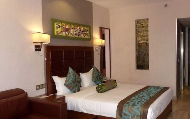 Days Hotel and Suites by Wyndham Dakar