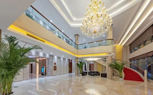 Shennong Hotel