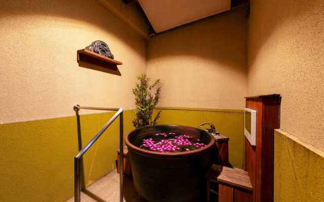 Hotel & Spa Lotus – Adults Only