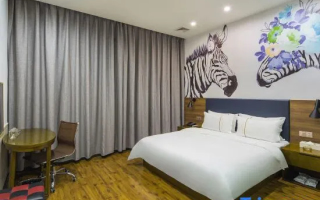 Zebra Time Hotel