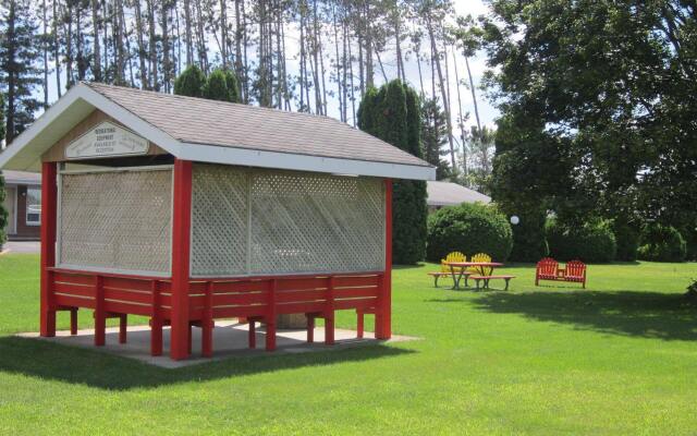 Red Pine Inn & Conference Centre