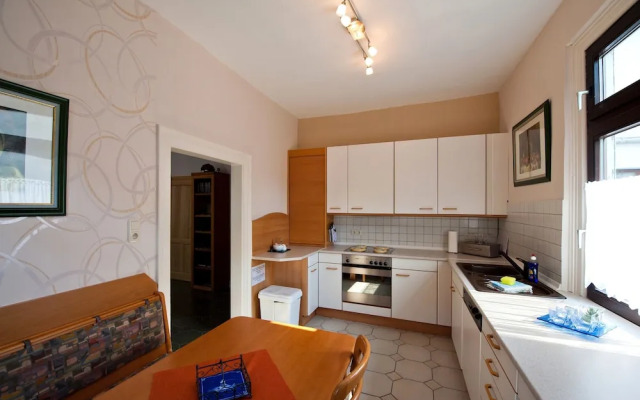 Ferienwohnungen & Gästezimmer Kachel