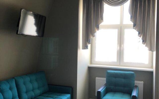 Apartamentyi Na Tamanskaya 121