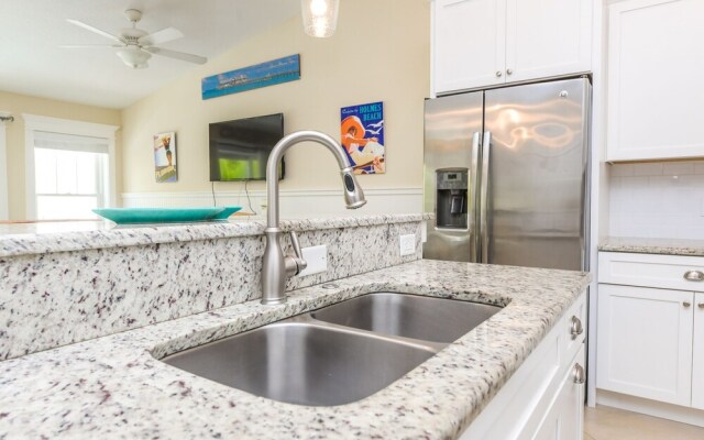 Sea Breeze by AMI Locals