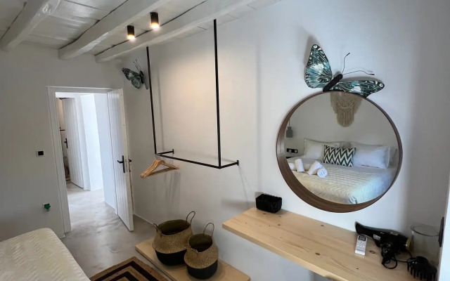 Yalos Mykonos 4 Bedroom Luxury Home Ornos