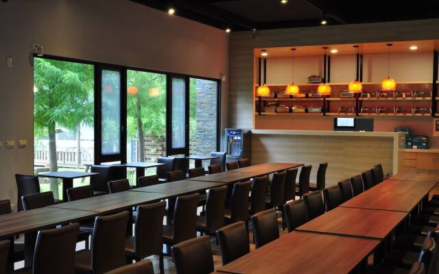 One City One Vacation Farm