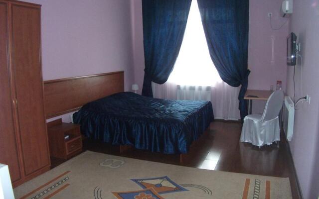 Hotel "Arai"