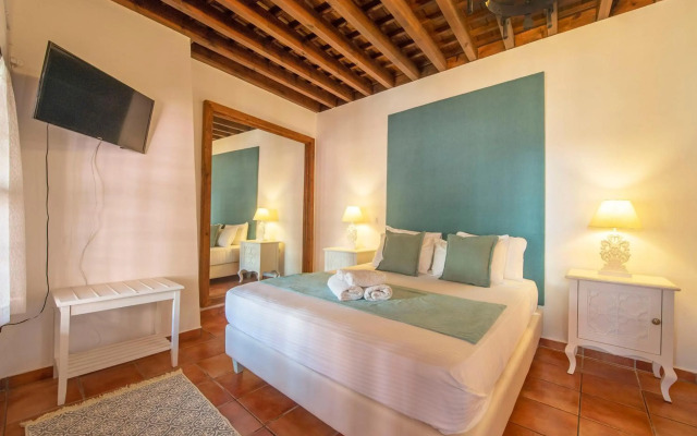 Saint Artemios Hotel and Oriental Suites