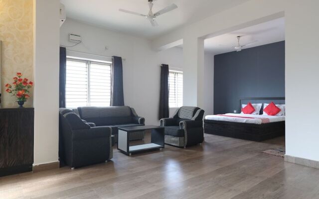 OYO 24602 City Residence
