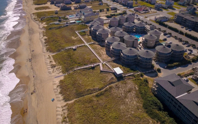 Outer Banks Beach Club Resort