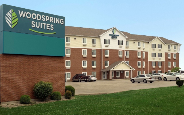 WoodSpring Suites Louisville Clarksville