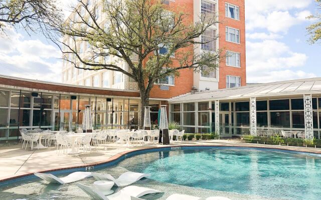 The Fredonia Hotel and Convention Center