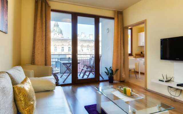 Trendy Deluxe Apartments