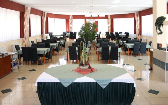 Hotel Korona