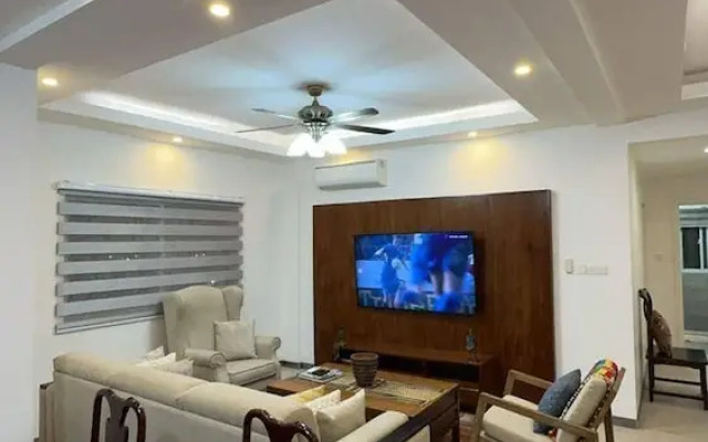 Truro Apartment Retreat