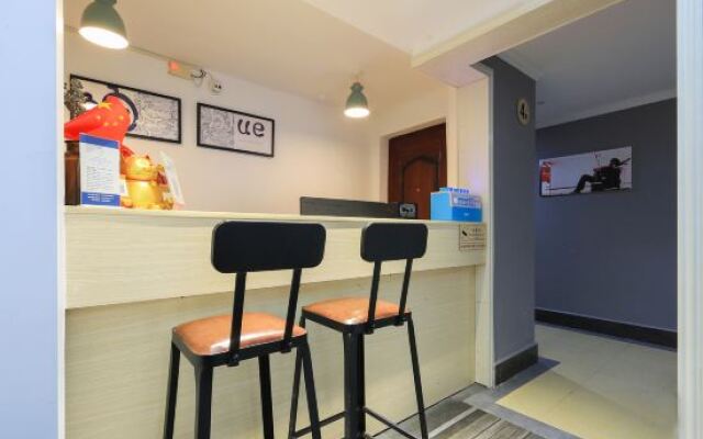 Chuanlu Soho Younger Apartment