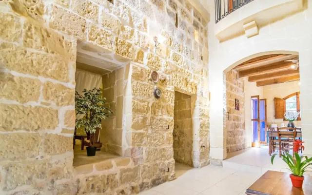 Dar Id-dragun - San Lawrenz Holiday Home