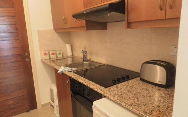 Studio, E104 with double bed, kitchen & shower room, sunny balcony