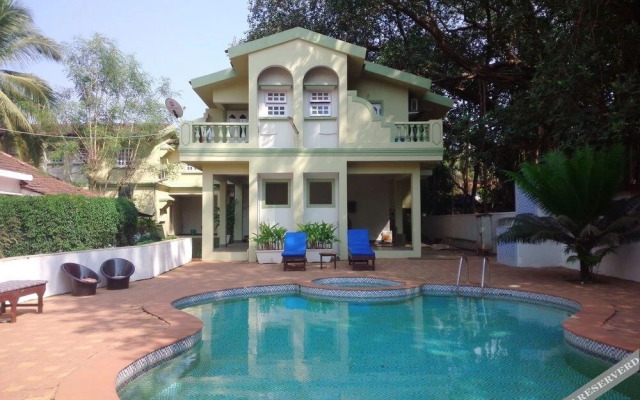 Flower Holiday Home