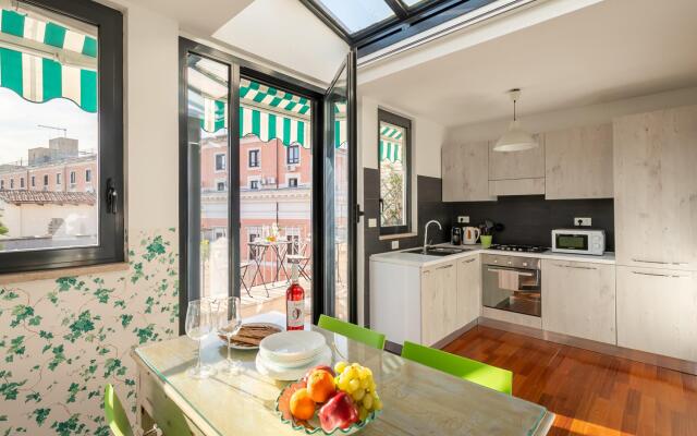 Lovely Apartment With Terrace Rome City Center