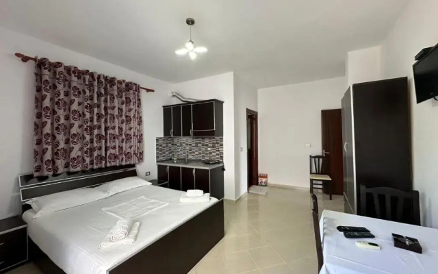 Esmeralda Hotel & Restaurant
