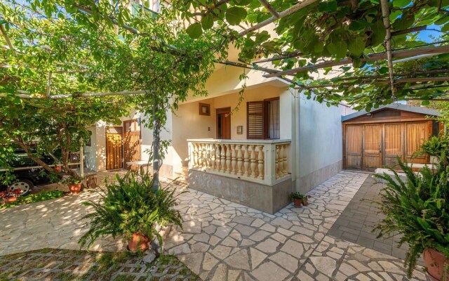 Beautiful Apartment in Zadar With 2 Bedrooms and Wifi