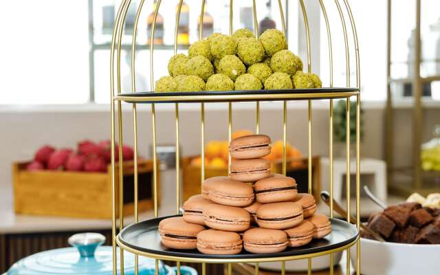 The Leela Bhartiya City Bengaluru