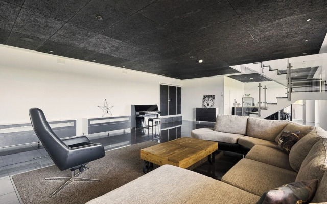 Spacious 4BR Villa with panorama views