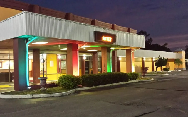 Serena Inn Goldsboro