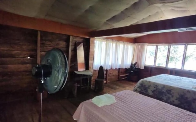 Centro Ecoturístico Cabañas Nevería