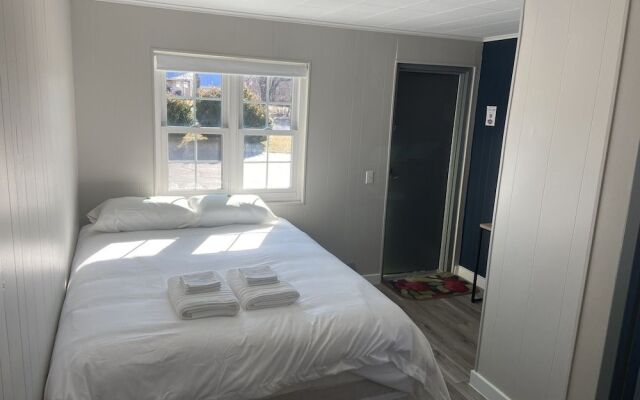 Yellow Springs Motel
