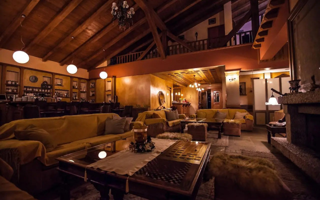 Vitina House Forest Resort