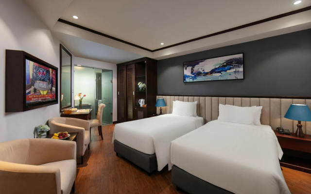 May De Ville Corner Hotel – Guest Rooms – Hanoi