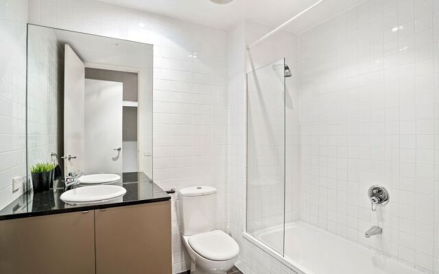 Sanctuary Apartments - Collins St CBD