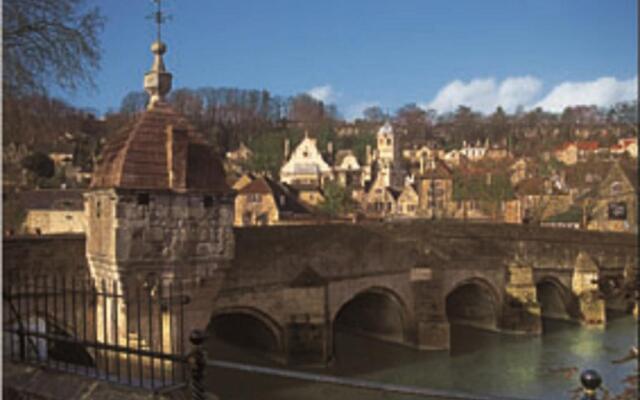 hotelImage