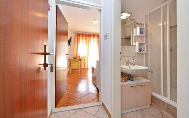 Awesome Apartment in Zadar With 1 Bedrooms and Wifi