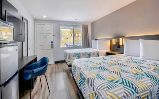Studio 6 Eureka, CA – Old Town