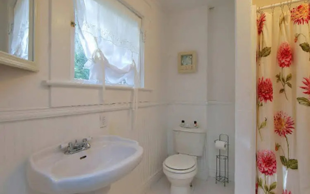 The Londoner Bed & Breakfast